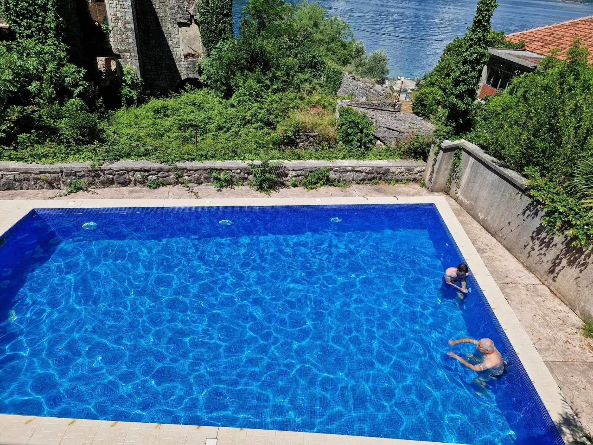 Apartment With Swimmingpool, Seaview And Large Terrace, 1St Floor, Min 2 Persons 多布罗塔 外观 照片