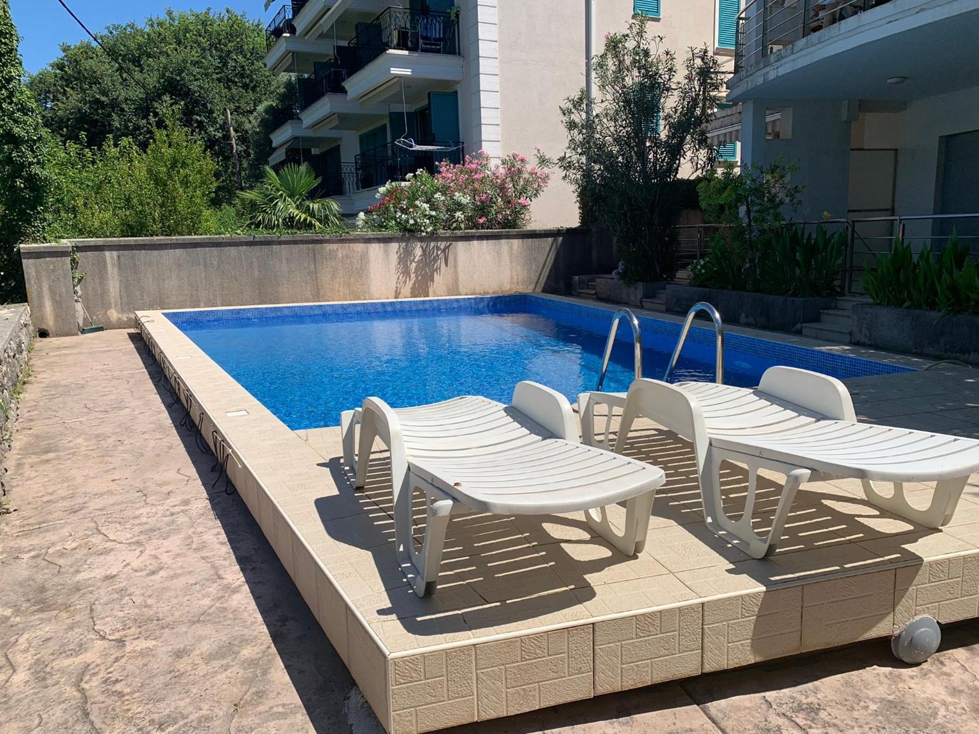 Apartment With Swimmingpool, Seaview And Large Terrace, 1St Floor, Min 2 Persons 多布罗塔 外观 照片